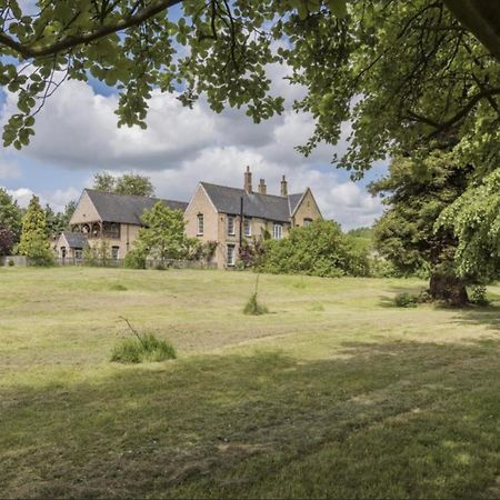 Cockayne Hatley Hall Gamlingay Exterior photo